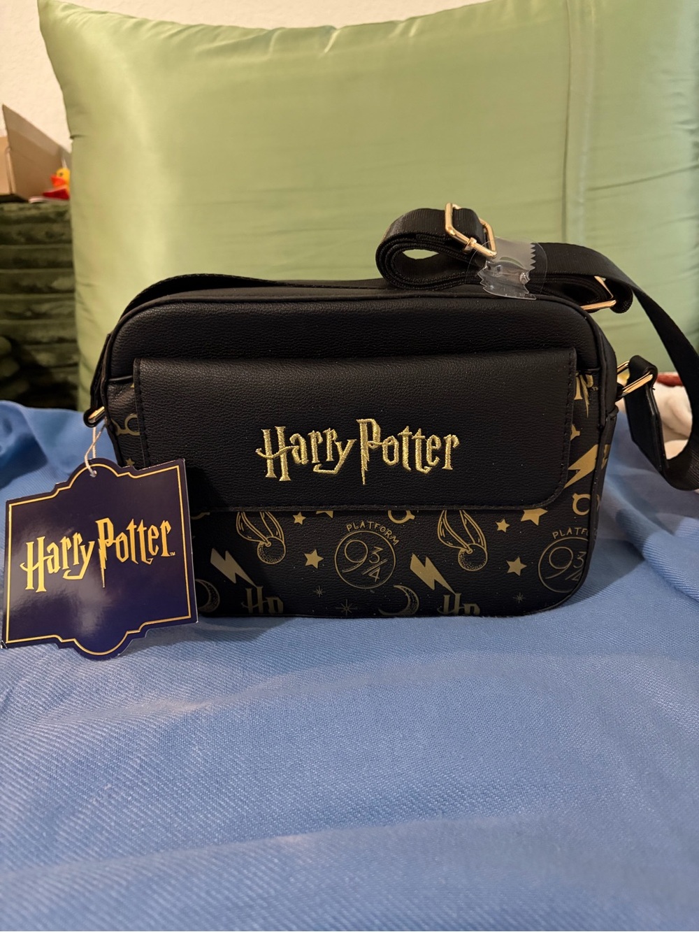 Warner Bros. Harry Potter Black Crossbody Bag with Gold Accents